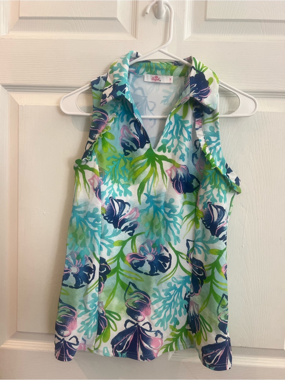 Aryeh Collared Tank Top in Aqua Floral